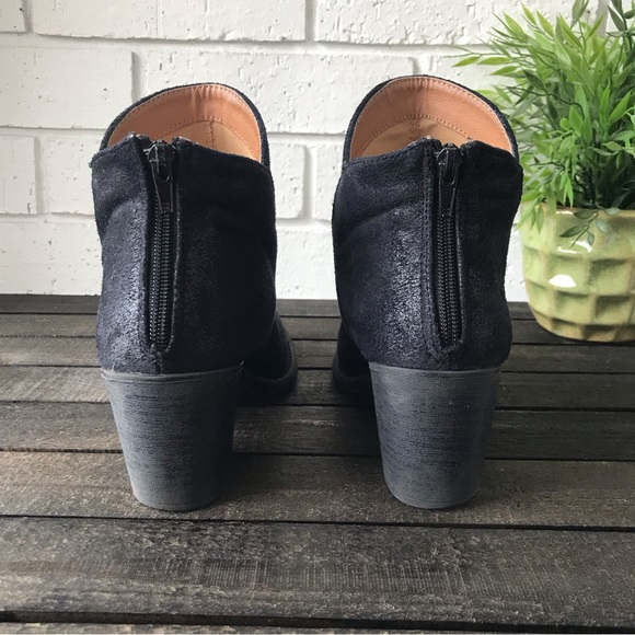 Qupid Tobin-13 Black Distressed Ankle Boots Faux Leather Booties - Picture 9 of 11